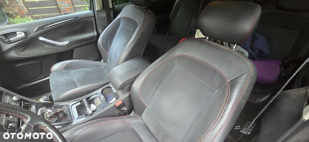 Ford S-Max 2.2 TDCi Titanium - 3