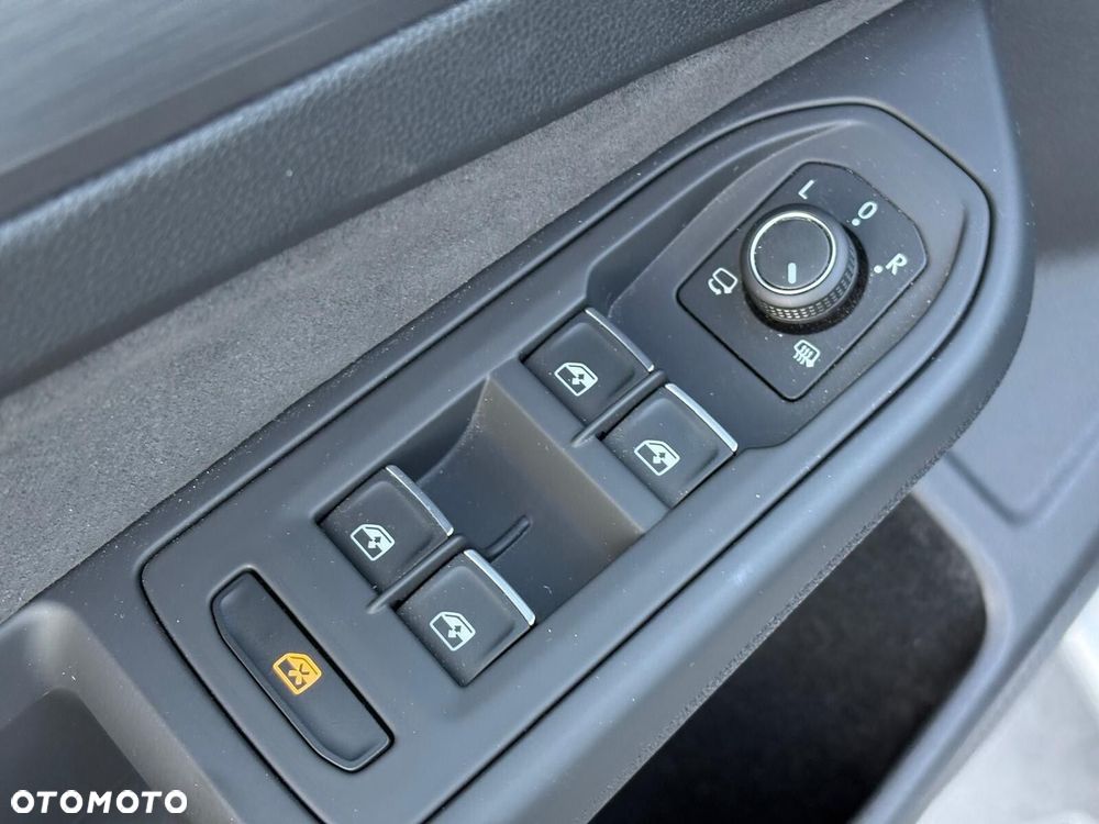 Volkswagen Golf 1.5 TSI EVO Style - 28
