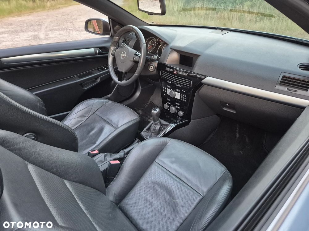 Opel Astra 1.8 Cosmo - 26