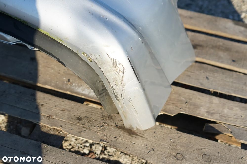 Zderzak przód przedni Honda Civic VII NH623M - 3