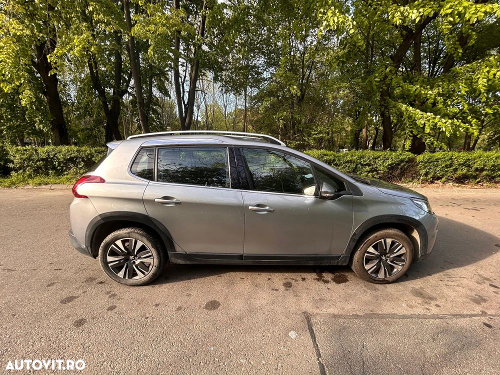 Peugeot 2008 - 9