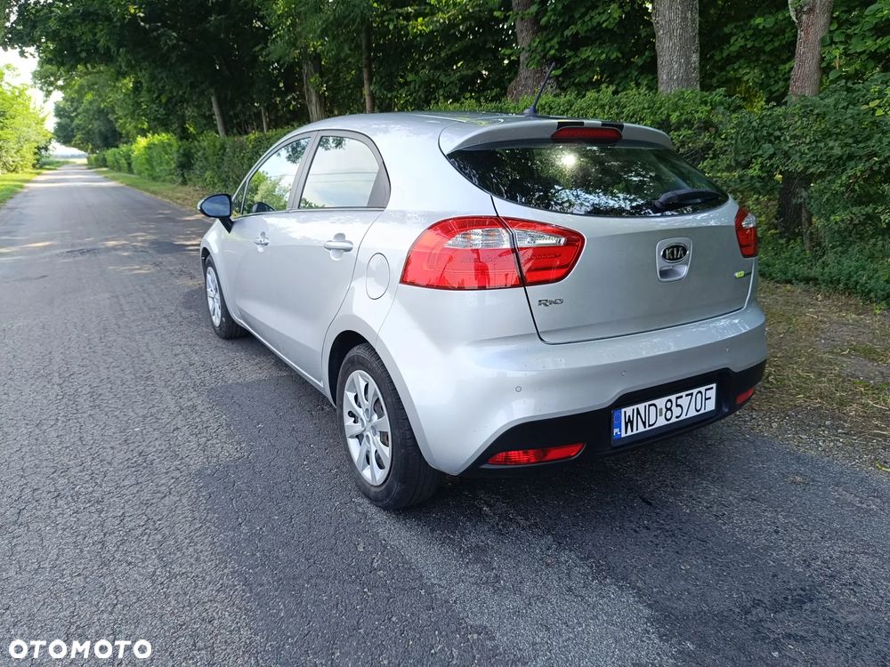 Kia Rio 1.2 XL - 7