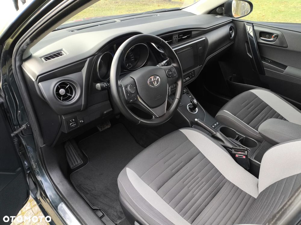 Toyota Auris - 20
