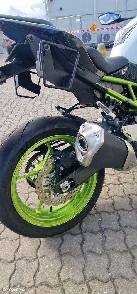 Kawasaki Z 900 - 6