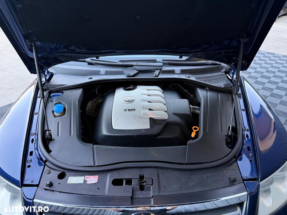 Volkswagen Touareg - 10