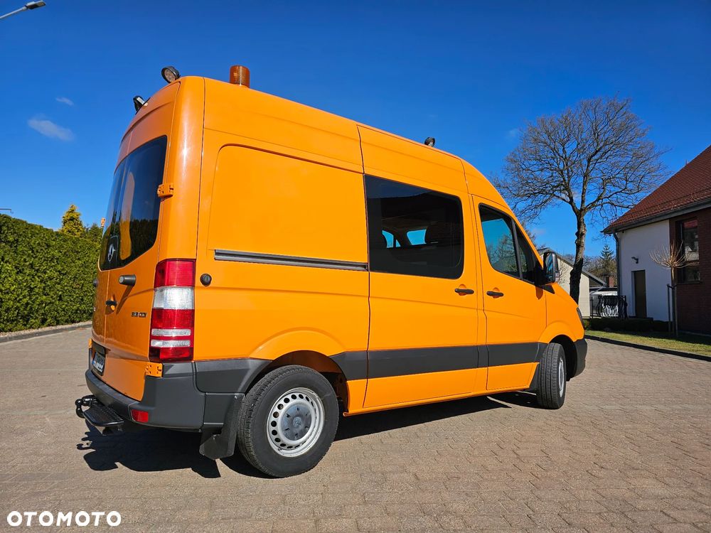 Mercedes-Benz SPRINTER - 16