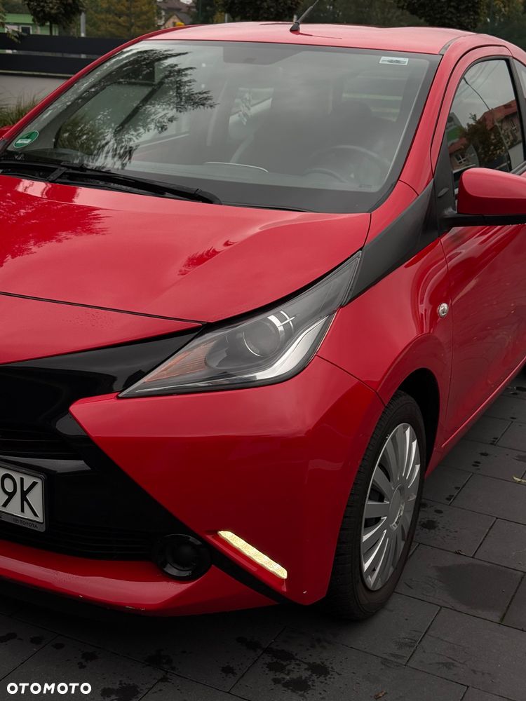 Toyota Aygo x-play - 13