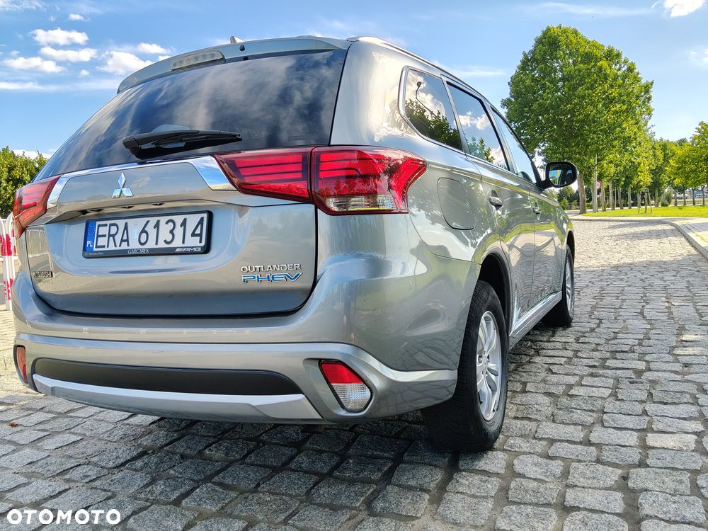 Mitsubishi Outlander 2.0 4WD - 12
