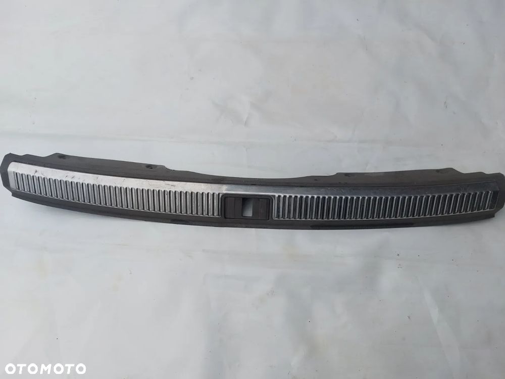 LISTWA BAGAZNIKA AUDI A4 B6 KOMBI SLASK WYSYLKA - 1