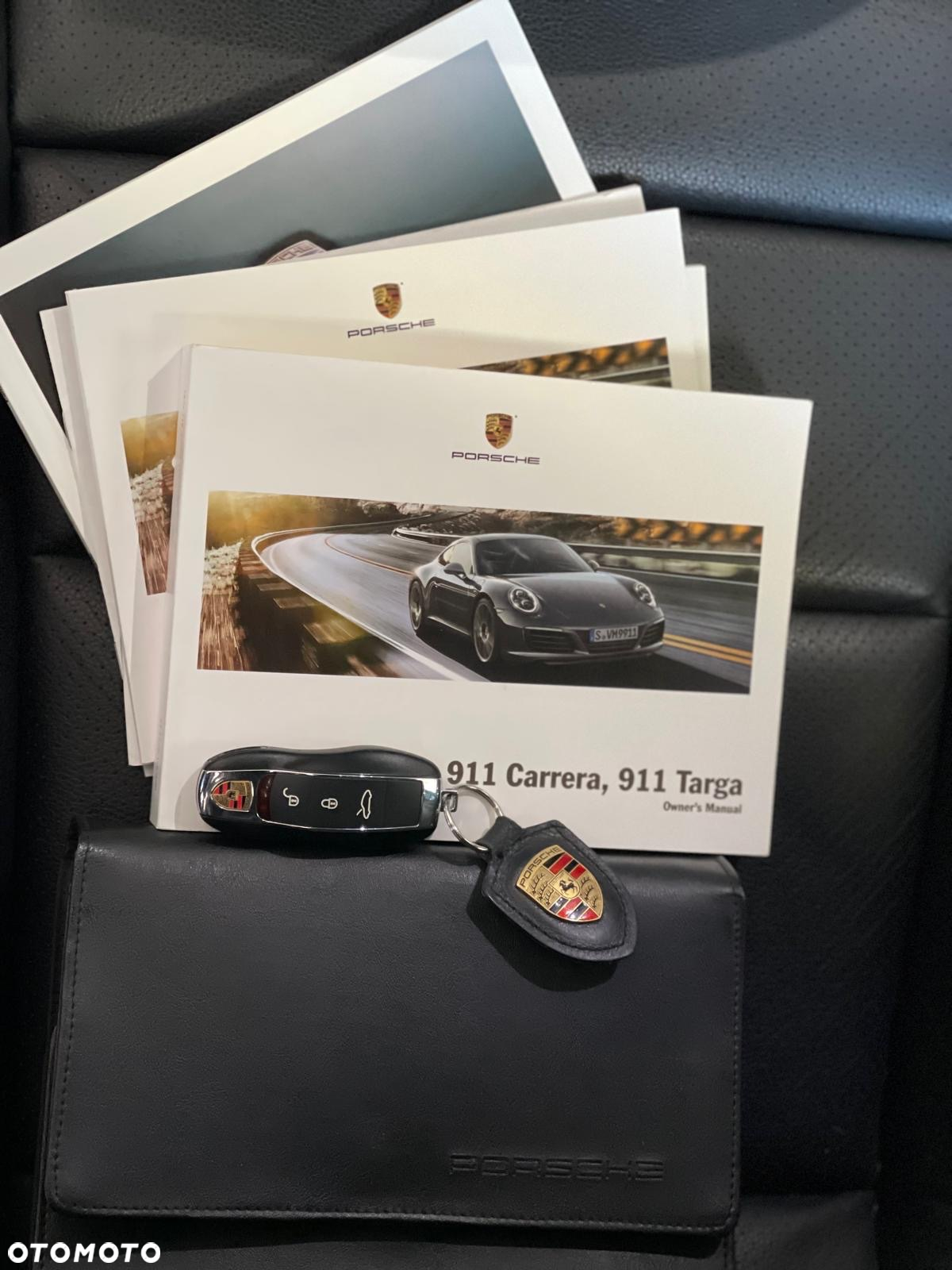 Porsche 911 Carrera S PDK - 11