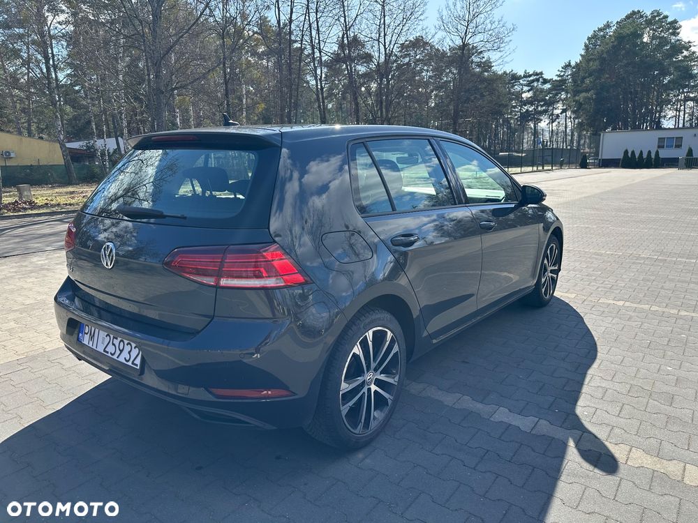Volkswagen Golf 1.0 TSI BMT Trendline - 4