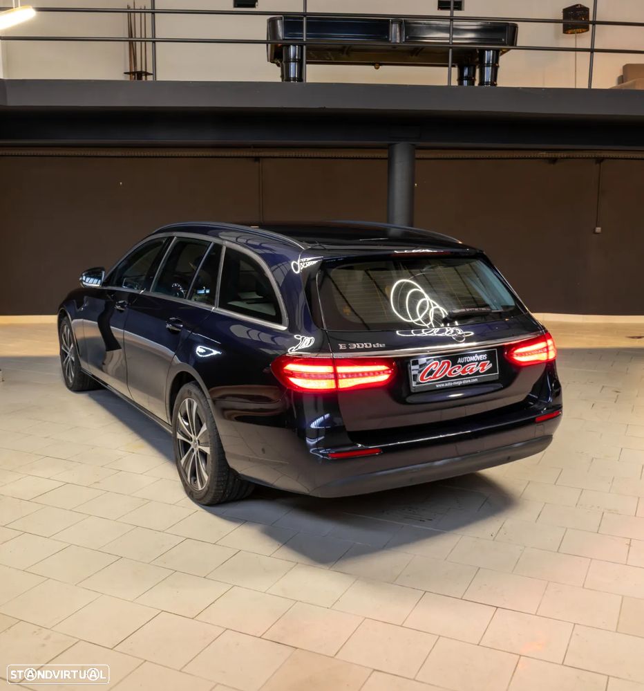 Mercedes-Benz E 300 9G-TRONIC Exclusive - 4