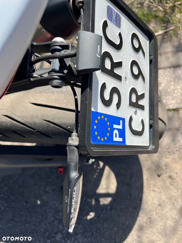 Ducati Monster - 20