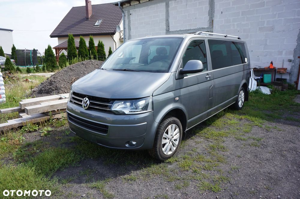 Volkswagen Multivan - 2