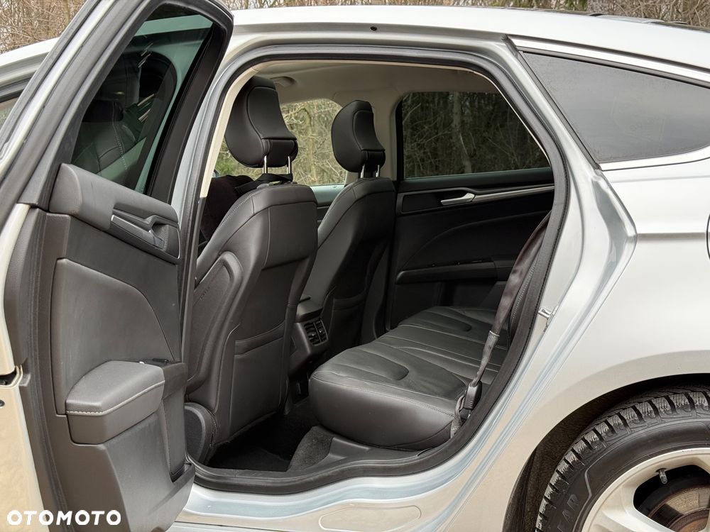 Ford Mondeo 2.0 TDCi Titanium - 15