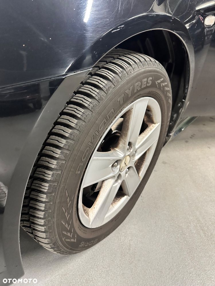 Mitsubishi Lancer 1.8 Intense - 17