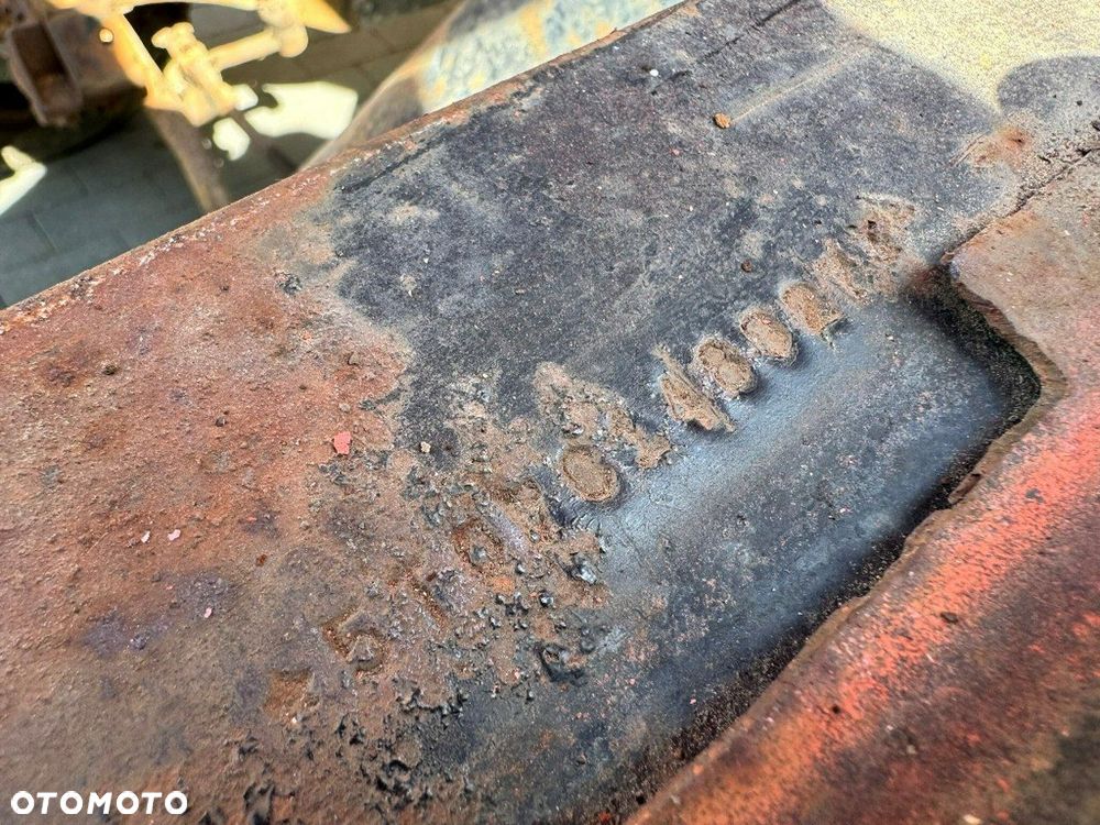 Ford Inny - 30