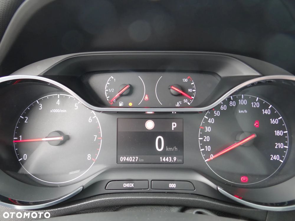 Opel Crossland 1.2 T Elegance - 9