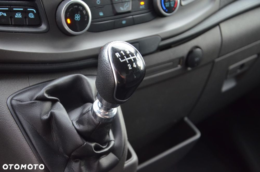 Ford TRANSIT - 32