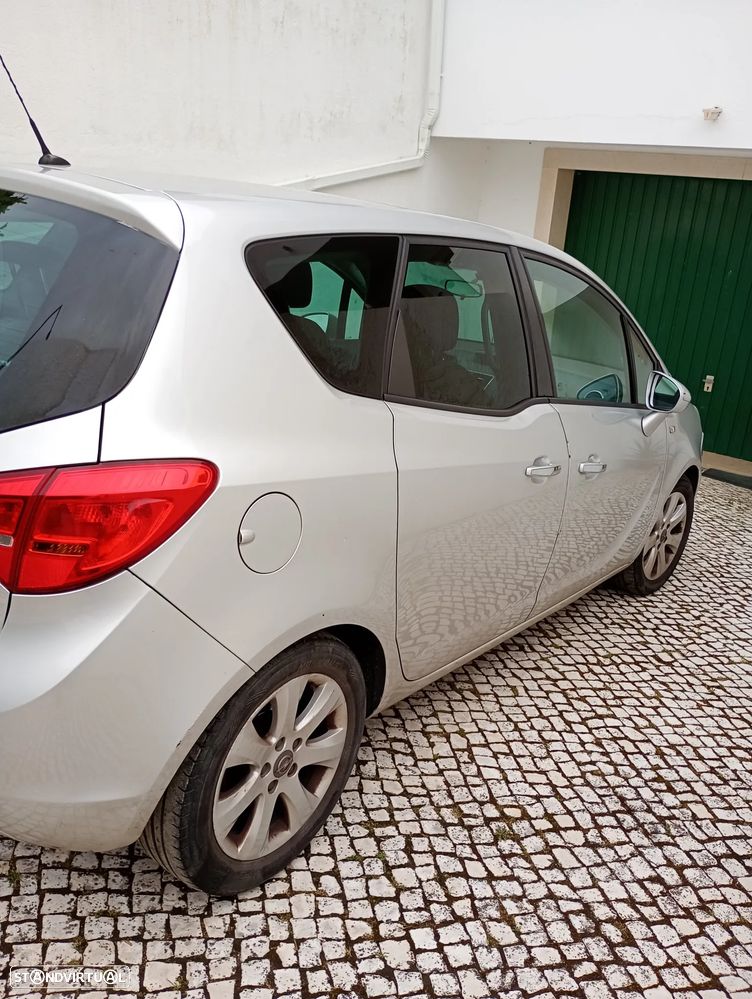 Opel Meriva 1.4 Twinport Cosmo - 4