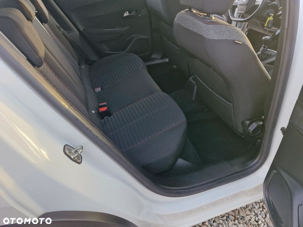 Peugeot 2008 - 24