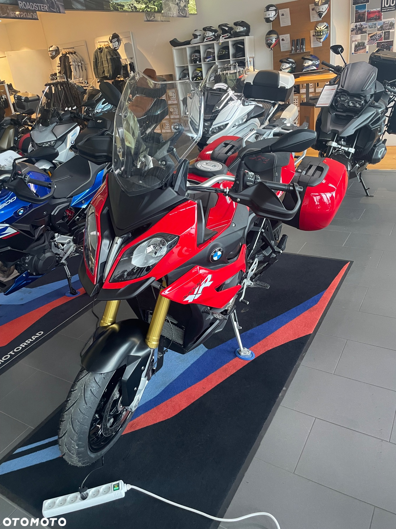 BMW XR - 2
