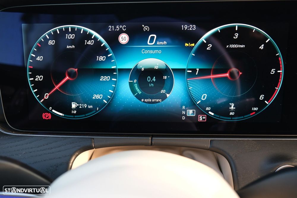 Mercedes-Benz E 220 d AMG Line - 46