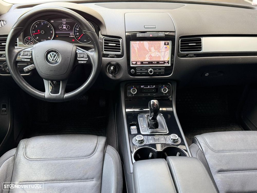 VW Touareg 3.0 TDI V6 Top Tiptronic - 9