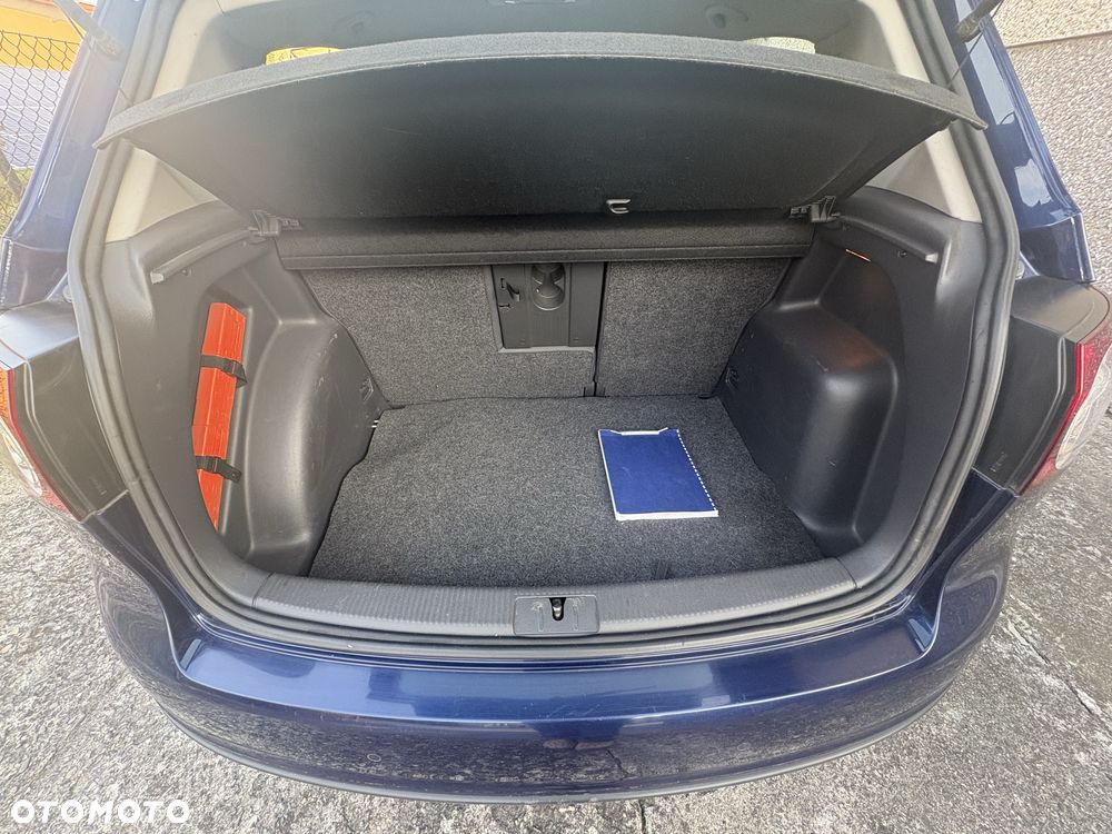 Volkswagen Golf Plus - 11