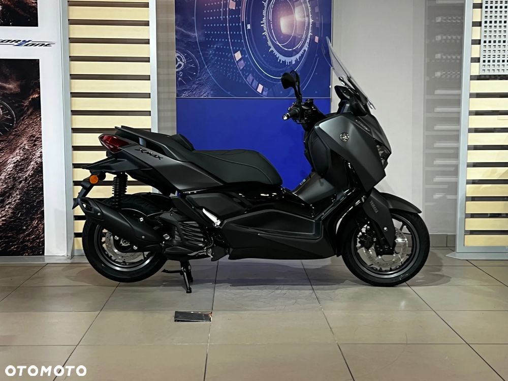 Yamaha X-max - 10