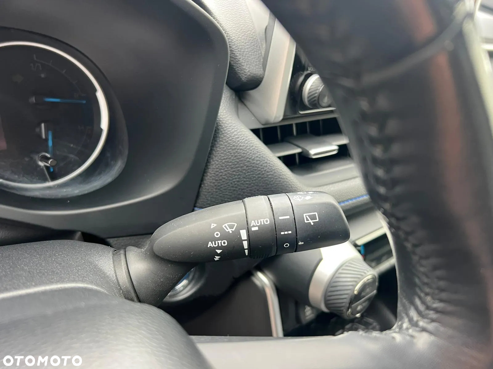 Toyota RAV4 2.5 4x4 Hybrid Style Selection - 18