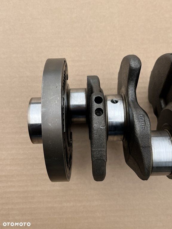 WAŁ KORBOWY SILNIKA TŁOKI VW T5 CARAVELLE MULTIVAN TRANSPORTER TOUAREG 2.5 TDI - 4