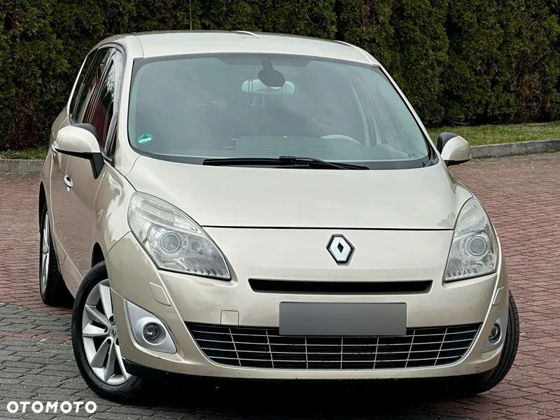Renault Grand Scenic - 1