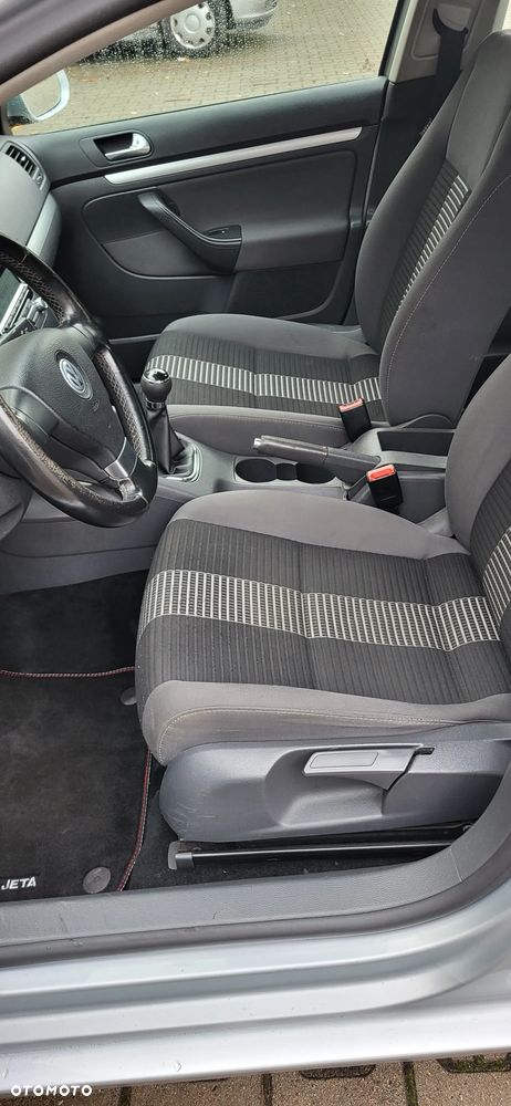 Volkswagen Jetta 1.4 TSI Trendline - 9