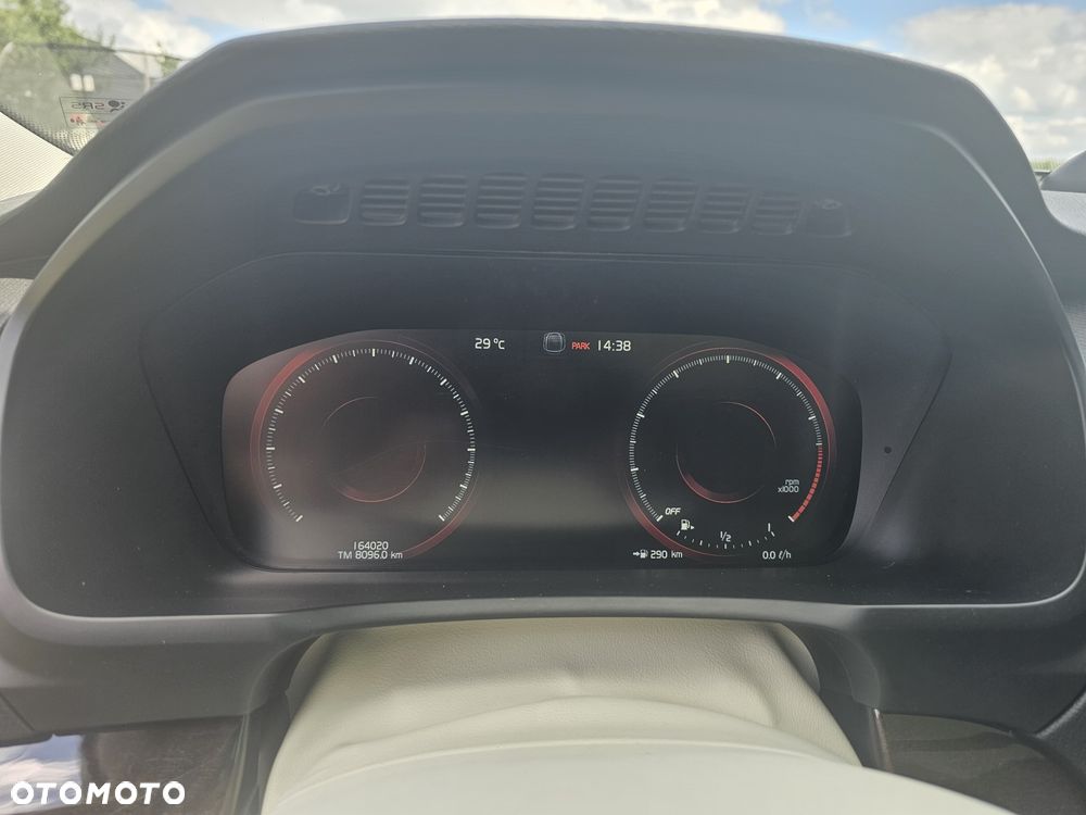 Volvo XC 90 T6 AWD Momentum 7os - 17