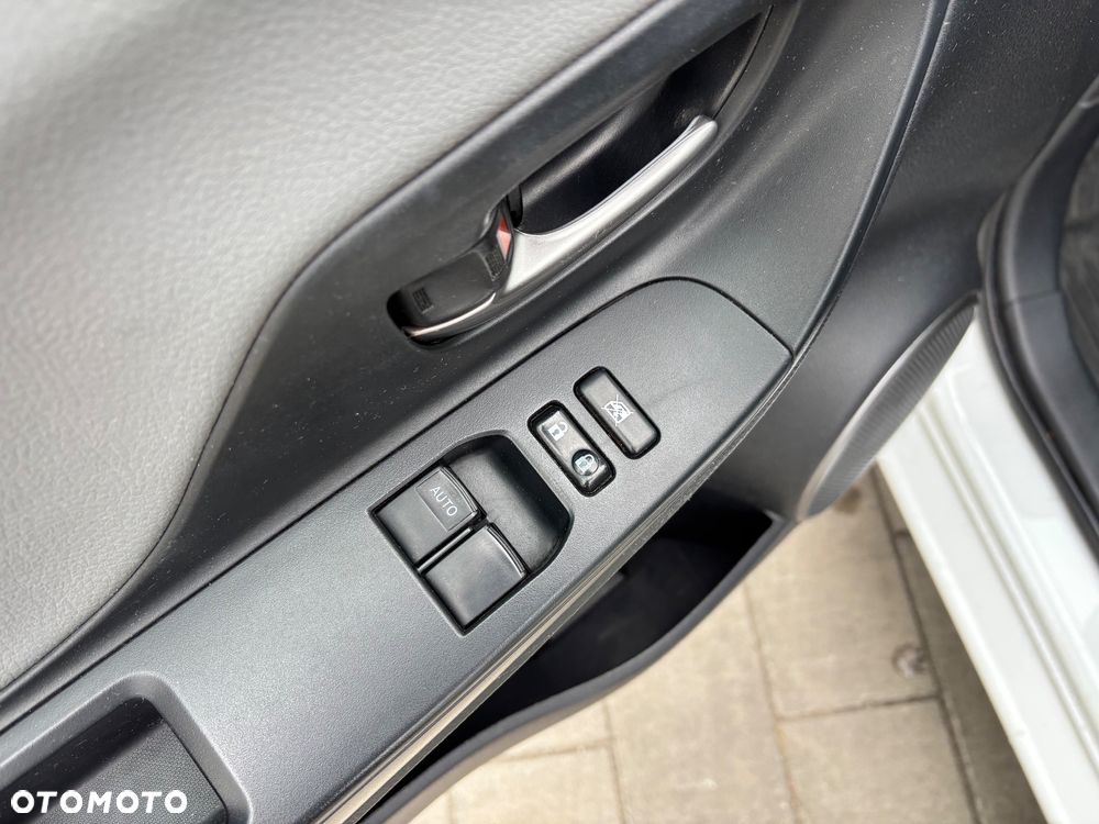 Toyota Yaris 1.33 Active - 18