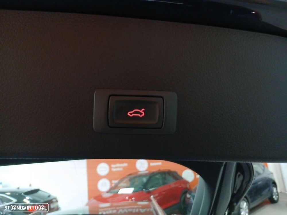 Audi A6 Allroad 3.0 TDi quattro S tronic - 25