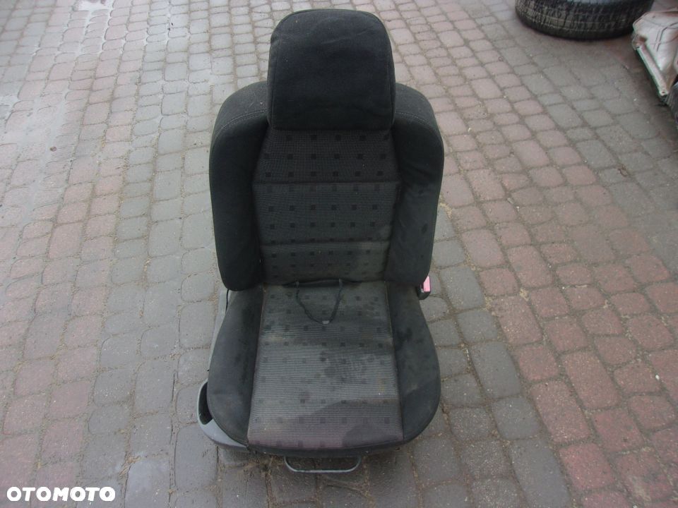 PEUGEOT 307 fotel lewy lub parwy - 2