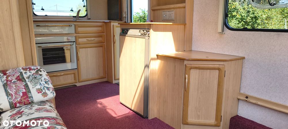 SWIFT Abbey DMC 900 kg  2-3 Osobowa - 21