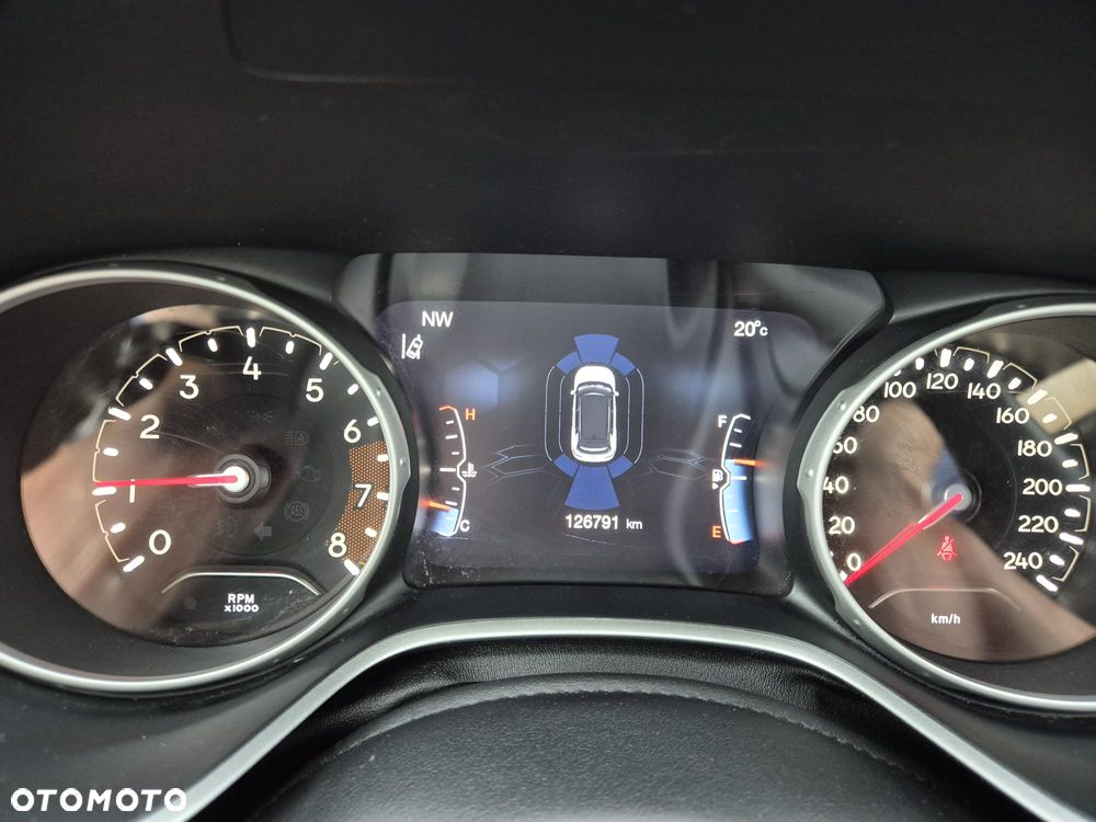 Jeep Compass 1.4 TMair Limited FWD S&S - 9