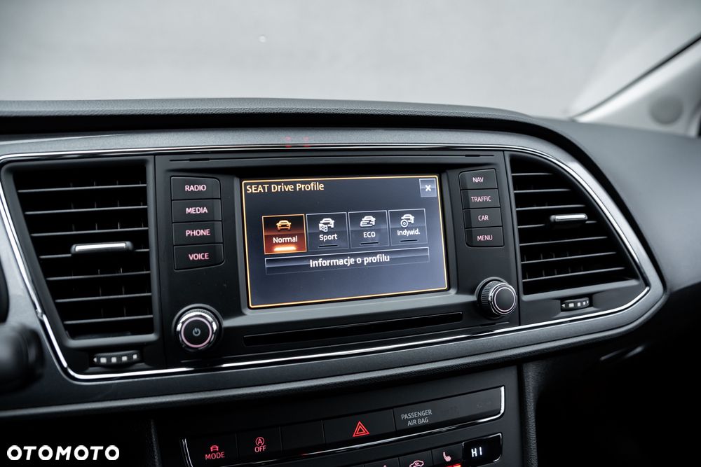 Seat Leon Sportstourer 1.8 TSI Start&Stop DSG FR - 37