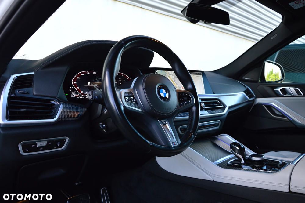 BMW X6 - 12