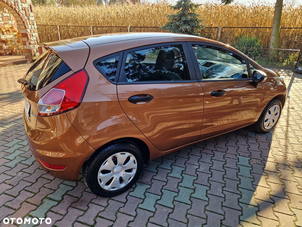 Ford Fiesta 1.25 Ambiente - 36