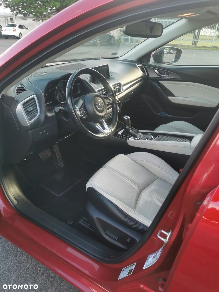 Mazda 3 - 15