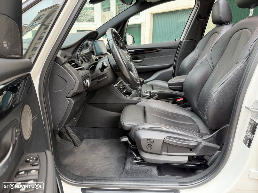 BMW 218 Gran Tourer i 7L Pack M - 9