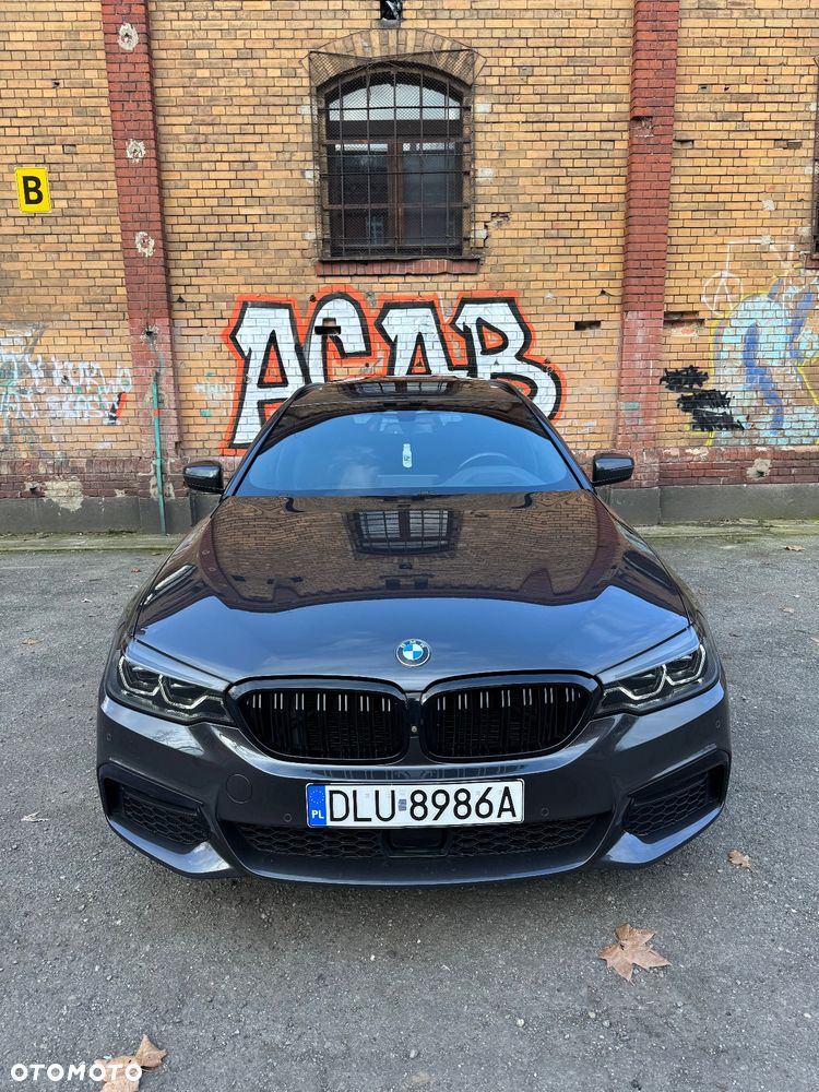 BMW Seria 5 520d M Sport - 38