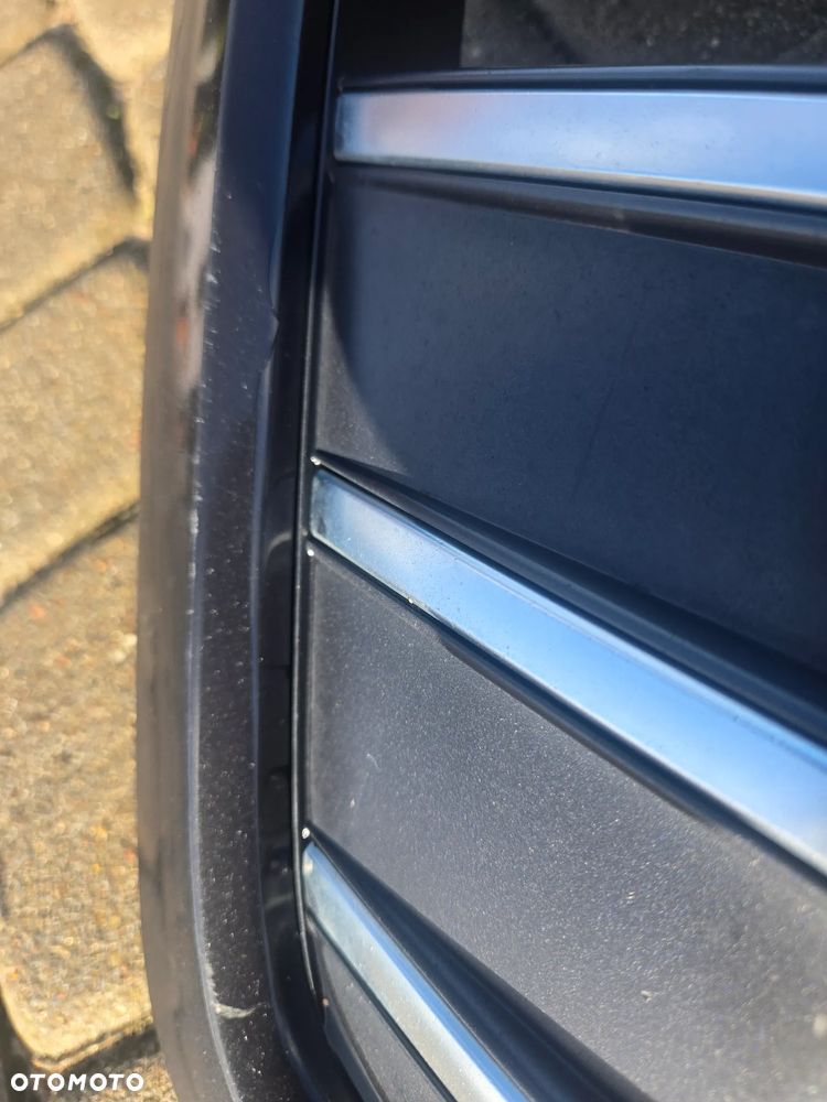 AUDI Q5 80A SLINE GRILL - 2