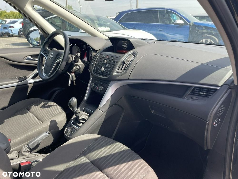Opel Zafira 1.4 T Enjoy - 9