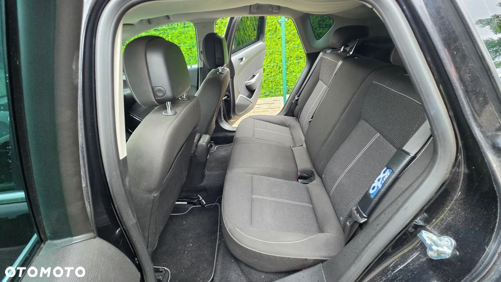 Opel Astra 1.6 Turbo - 22