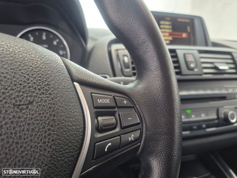 BMW 116 d EDynamics Line Urban - 13